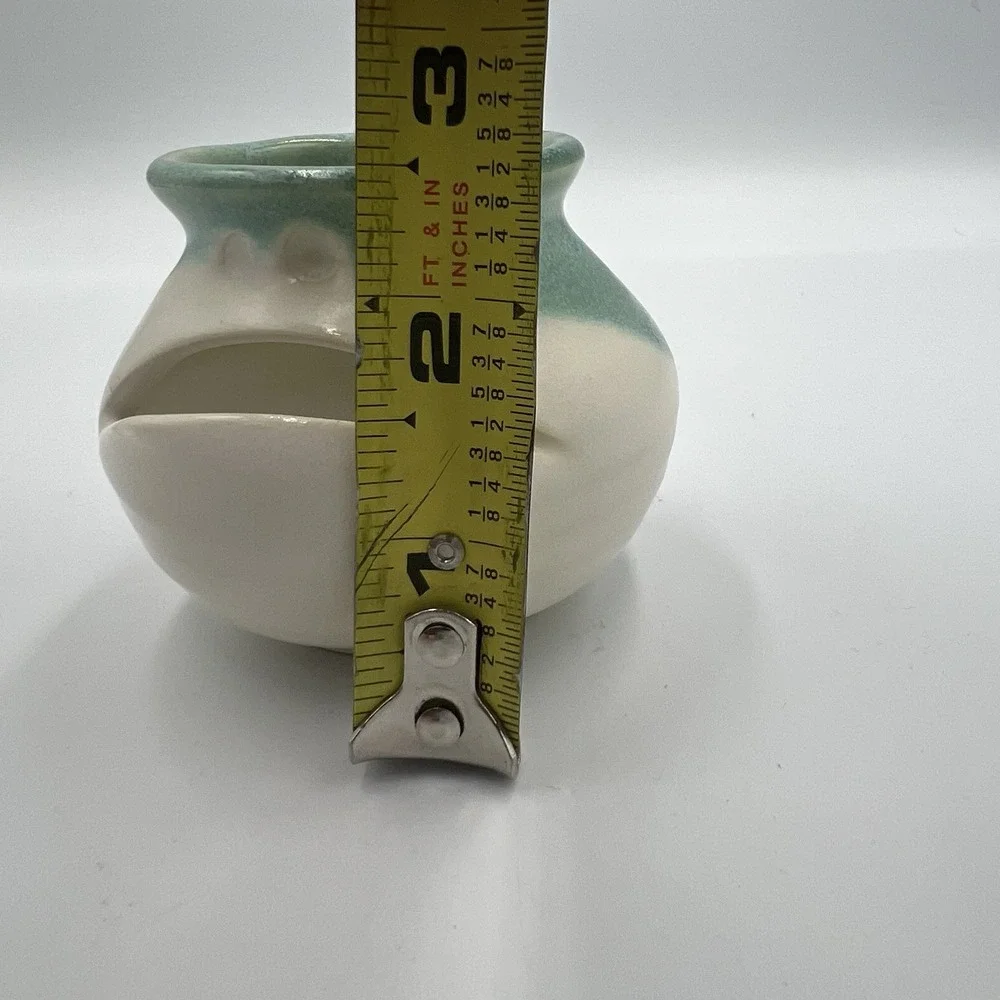 Ceramic Egg Separator Green White Face Design Kitchen Gadget 3